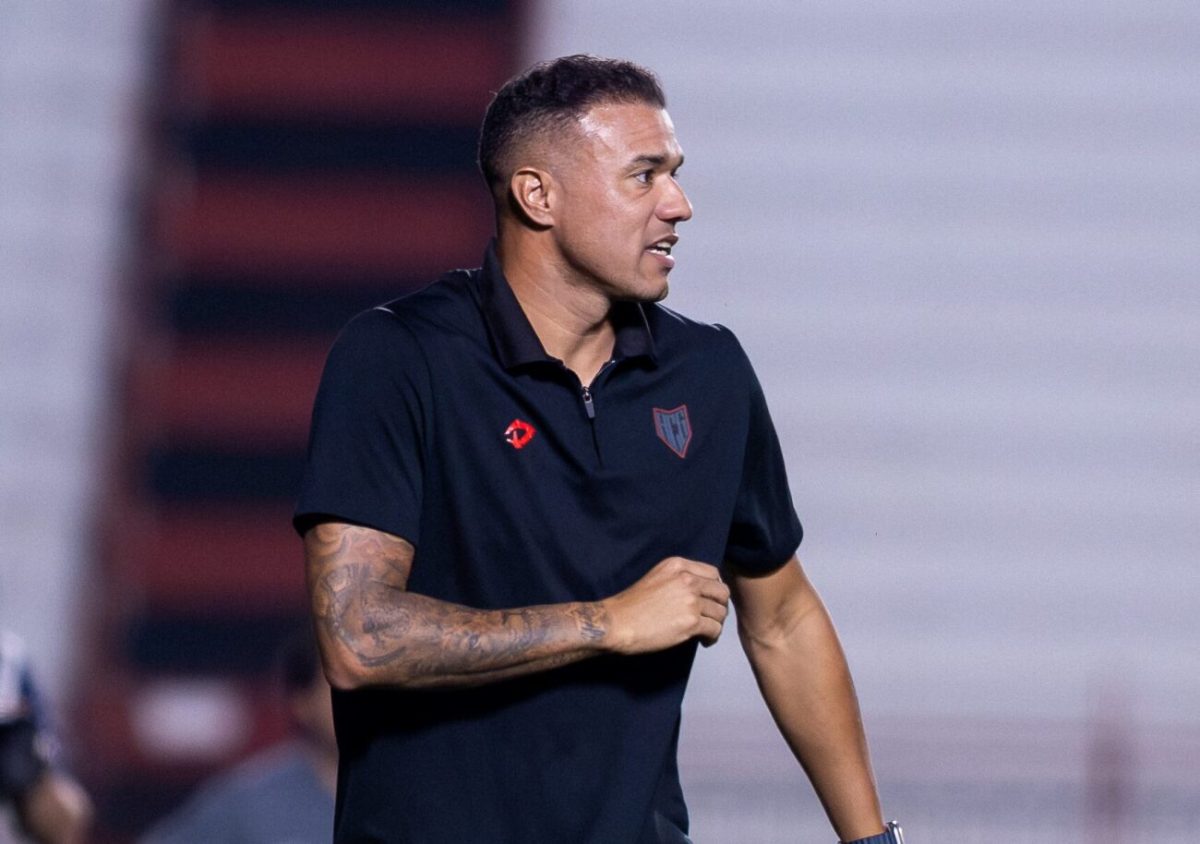 Atlético-GO: Marrony sente dores e vira dúvida para clássico